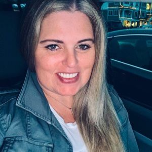 Meet your Posher, Joy